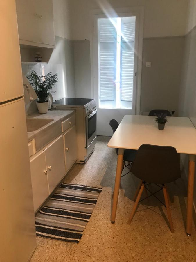 Apartment Nina, Next To The Metro Station