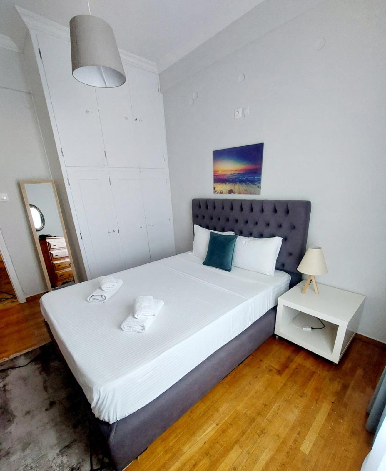 Apartment Nina, Next To The Metro Station Athen